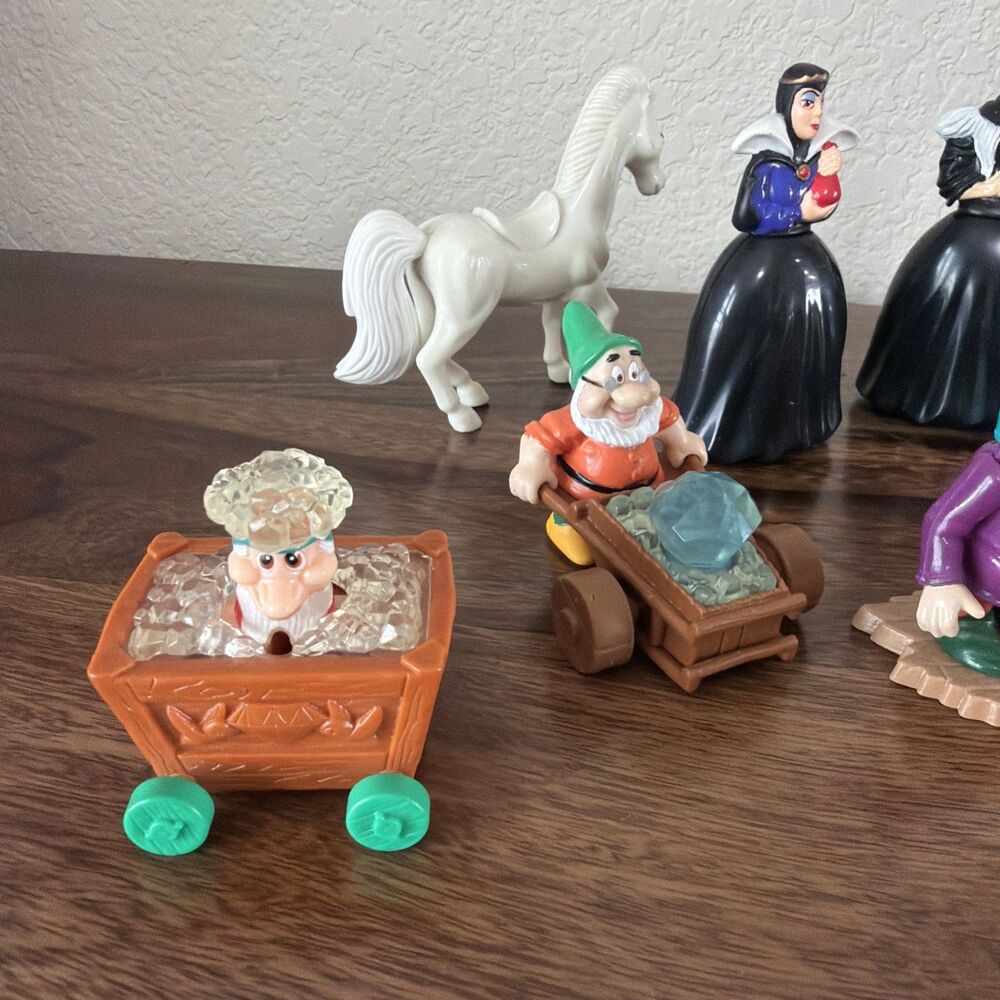 McDonald’s Happy Meal Toys Snow White and the Seven Dwarfs Complete Set of 10 - Picture 3 of 4